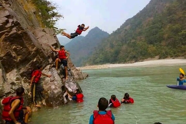 new-year-rishikesh-campsite